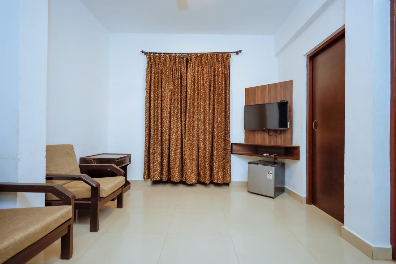 Sunkissed Premium, Goa By Wsi, Calangute Beach Bagian luar foto
